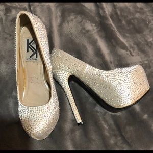 Rhinestone iridescent white size 5.5 heels
